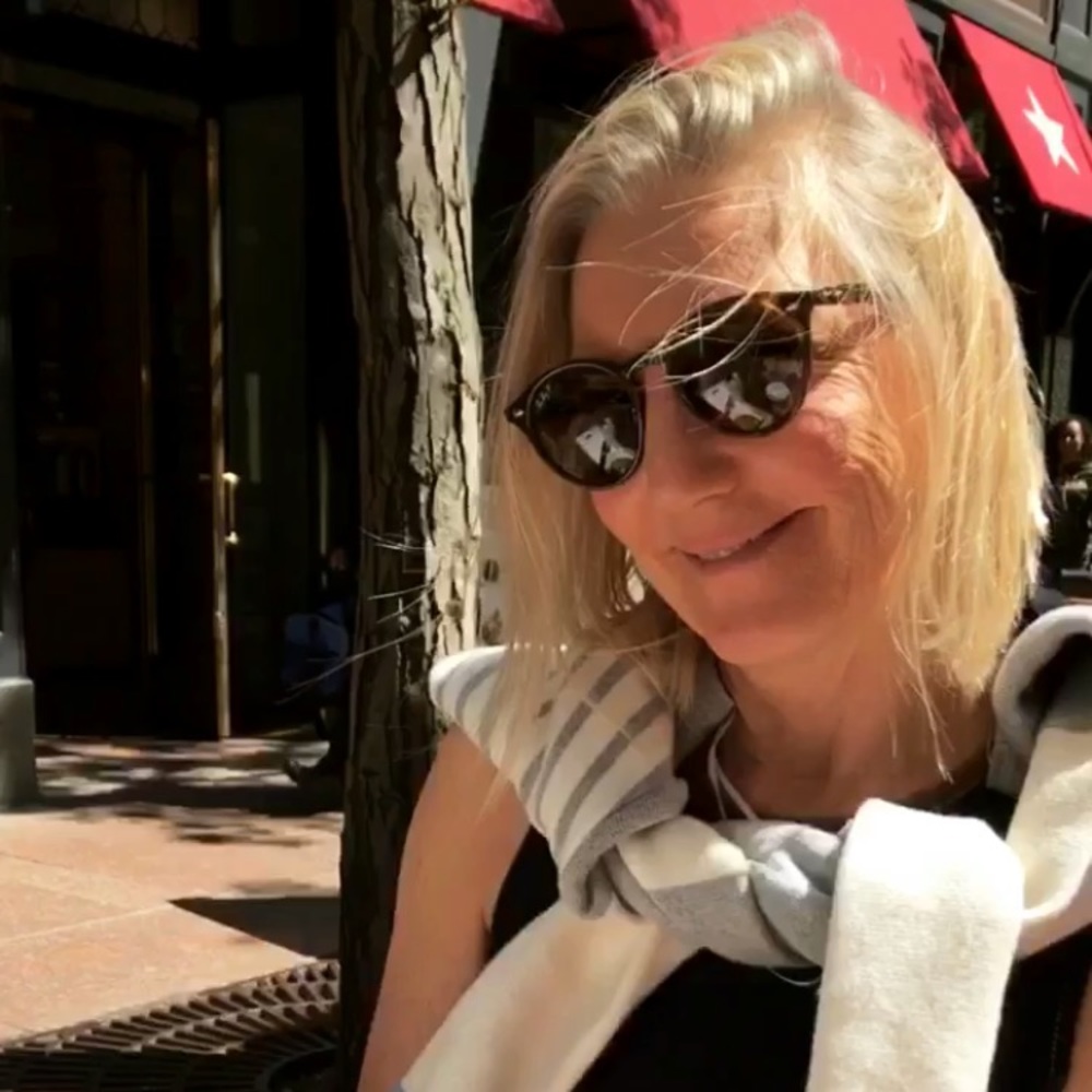 Meet your Posher, Julie